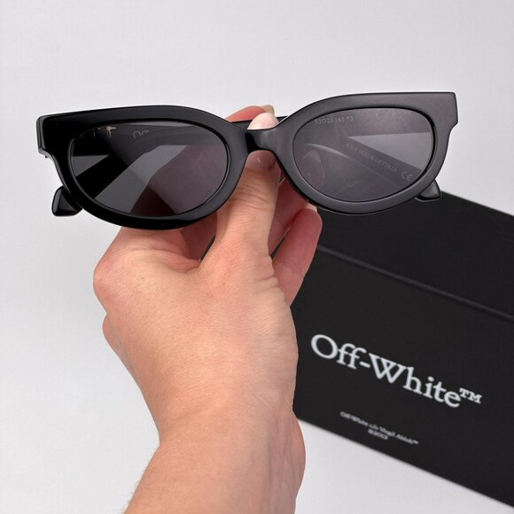 Off-White SPARKS Women Sunglasses Black Cat Eye Frame | Model OERI13D 1007 - Picture 1 of 10